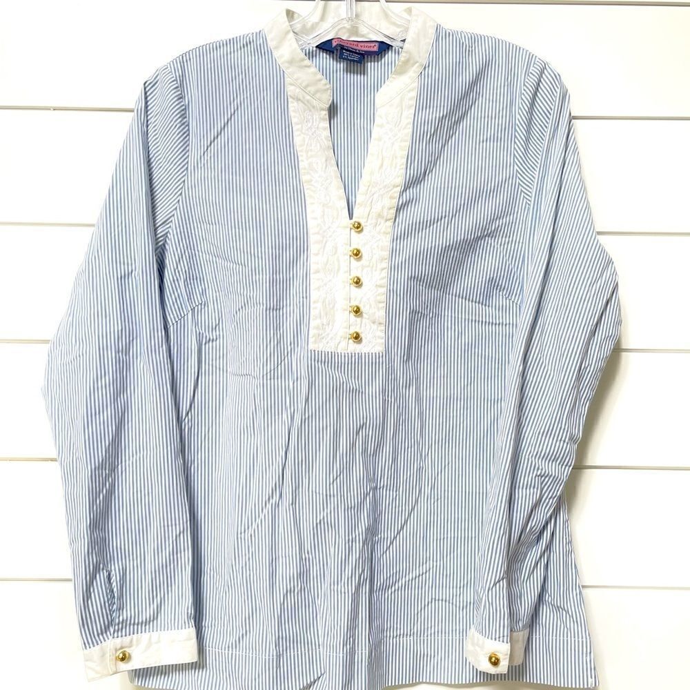Vineyard vines blouse size 2